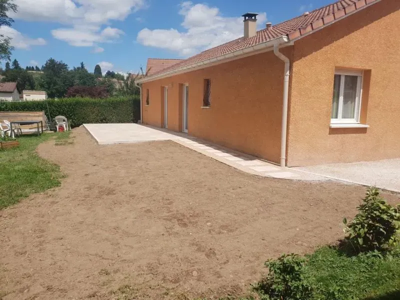 jardin structure pierre